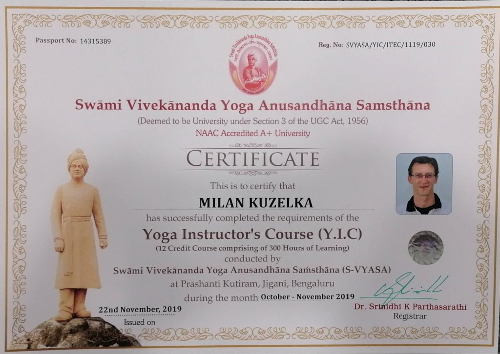 Sertifikat Yoga instruktora sa SVYASA yoga unvierziteta u Bangaloru, Indija